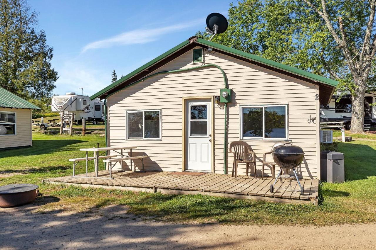 Blue Moon Resort & Motel Hill City Esterno foto
